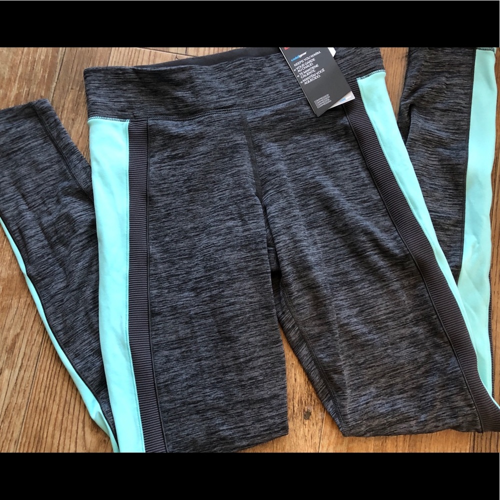🎁 NWT Women’s Under Armour Leggings 🏋🏼